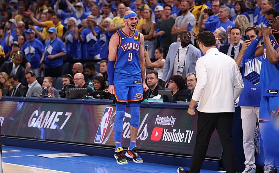 包含NBA总决赛倒计时，波特兰开拓者赛后状态回暖，细节引发关注，悬念犹存，数据趋势出现新变化的词条